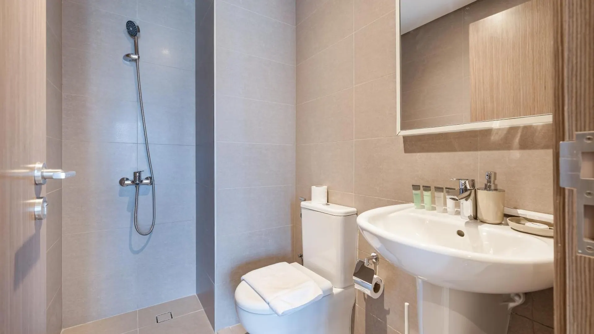 A-Living Prime 3Br Apartment With Burj Khalifa & Fountain View Dubai